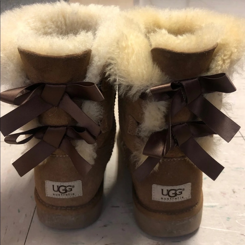 Bailey Bow Uggs